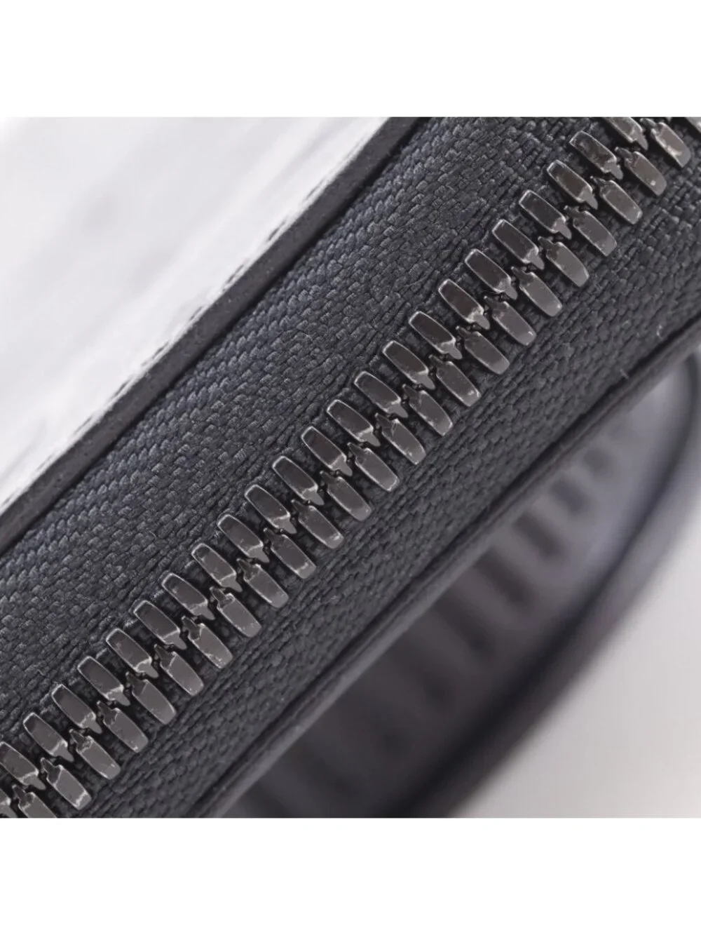 Louis Vuitton Zippy Wallet Vertical Monogram Shadow Leather Noir Black